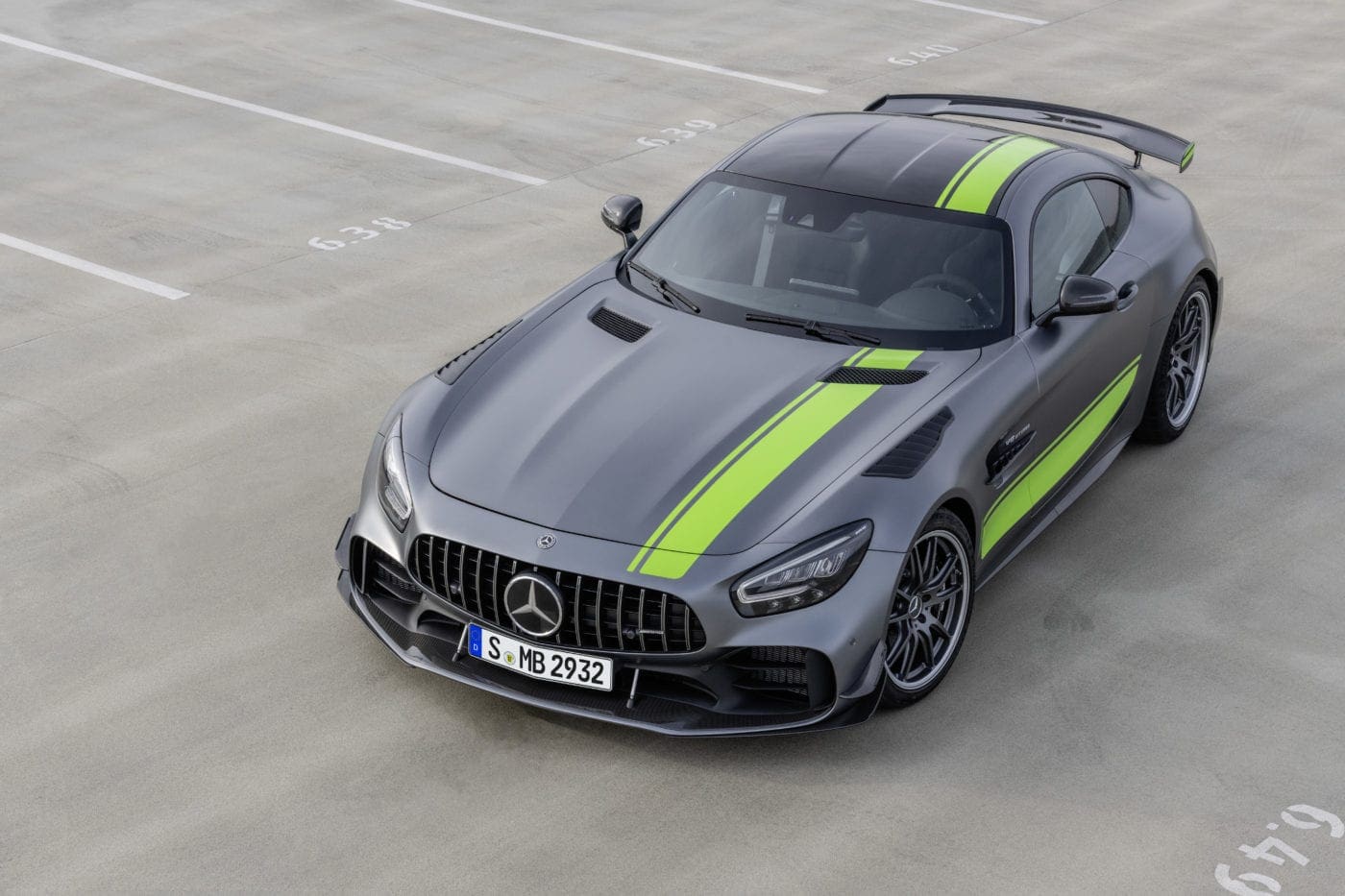 Mercedes-AMG GT R PRO (2018)
