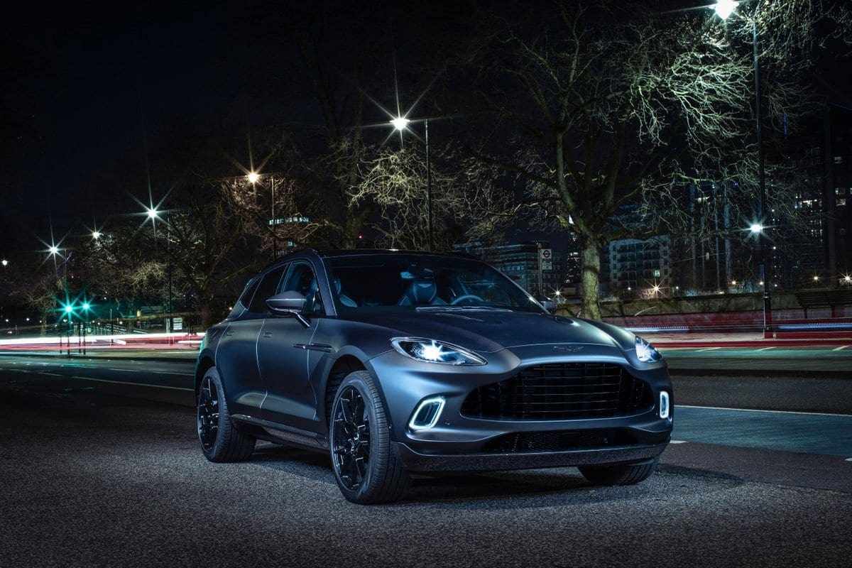 Aston Martin DBX (1)