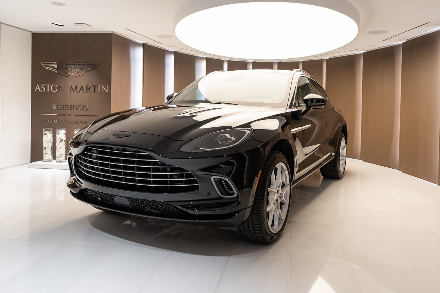 Aston Martin DBX Aston Martin Residences