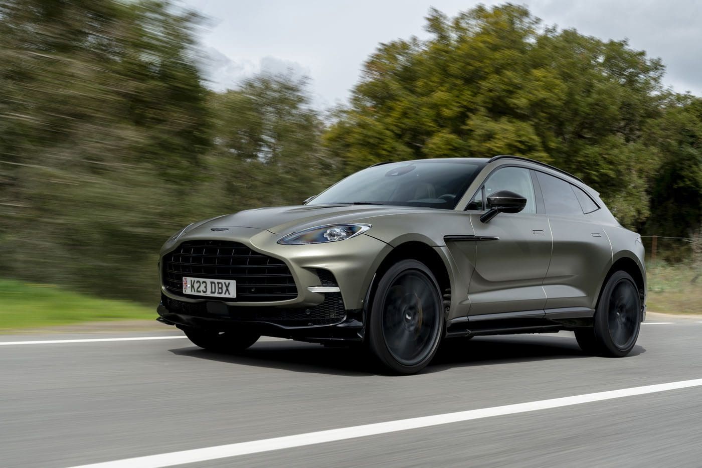 Aston Martin Pebble Beach Preview DBX707 01