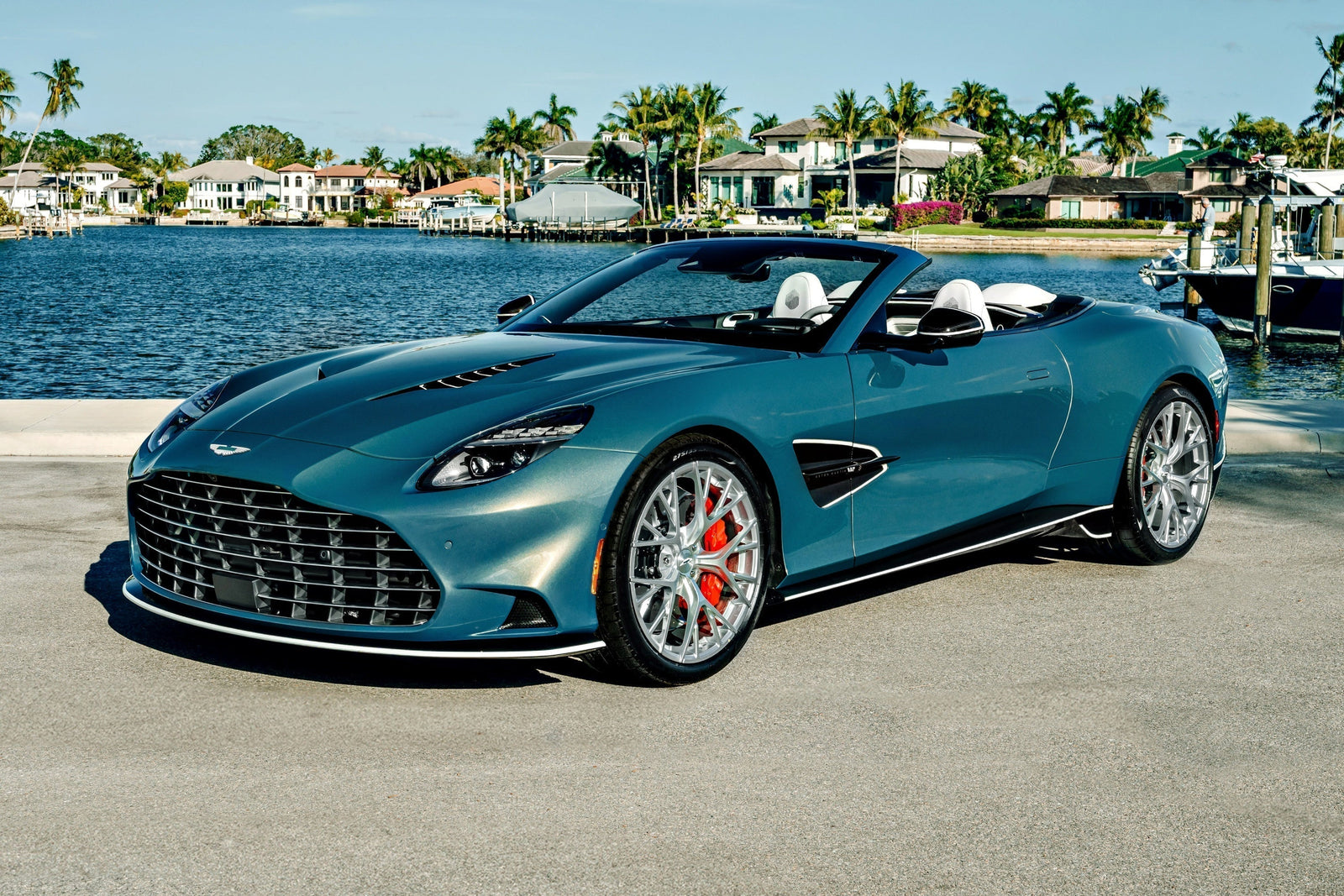 1-of-1 Aston Martin Vanquish Volante Wave Edition Heads to Naples Charity Auction