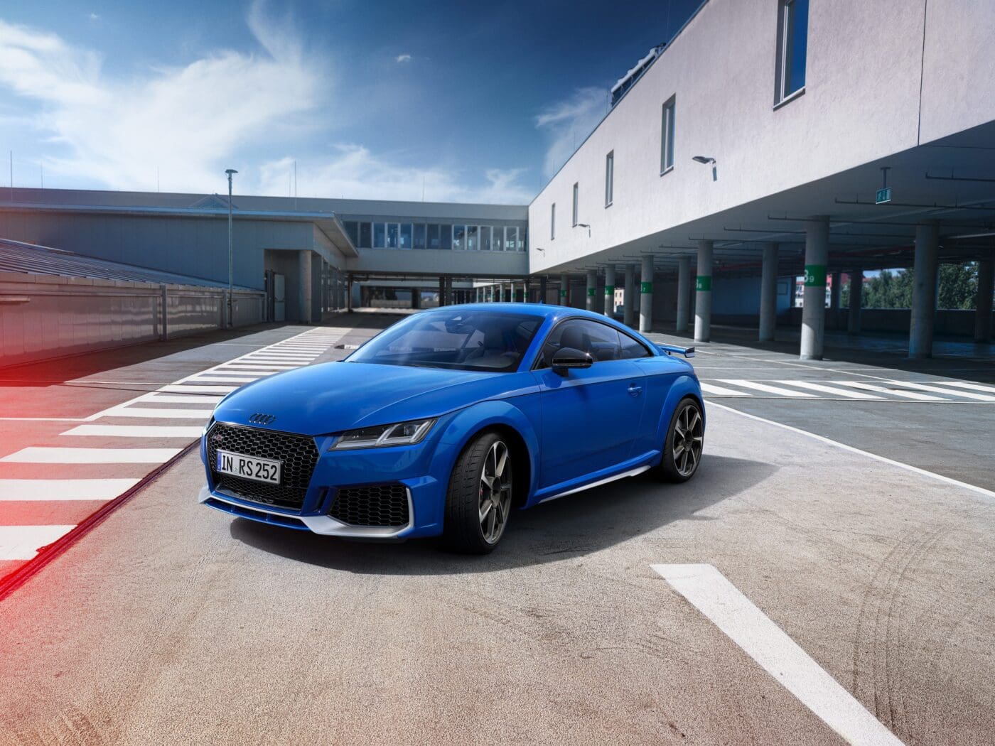 „25 years of Audi RS: anniversary package”