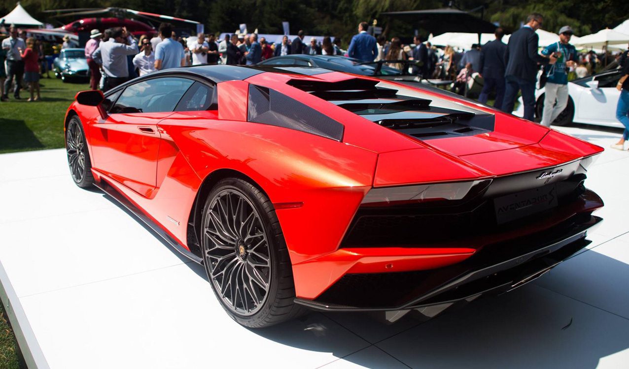 Aventador S Feature