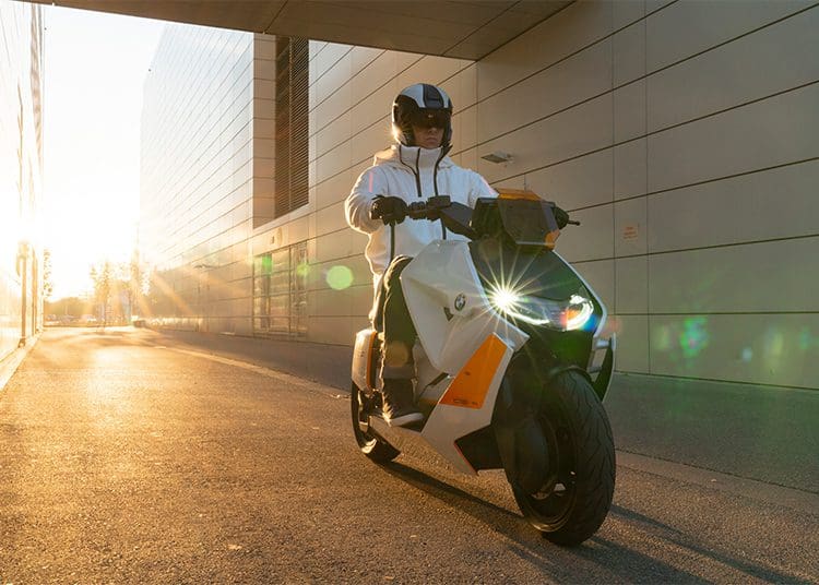 BMW Motorrad CE 04
