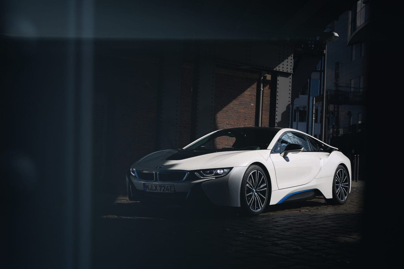 BMW i8 big