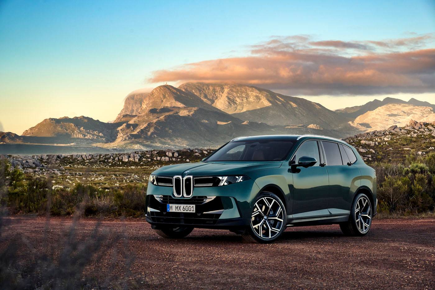 BMW Unveils The New Fifth-Generation 2027 X5 & First-Ever iX5