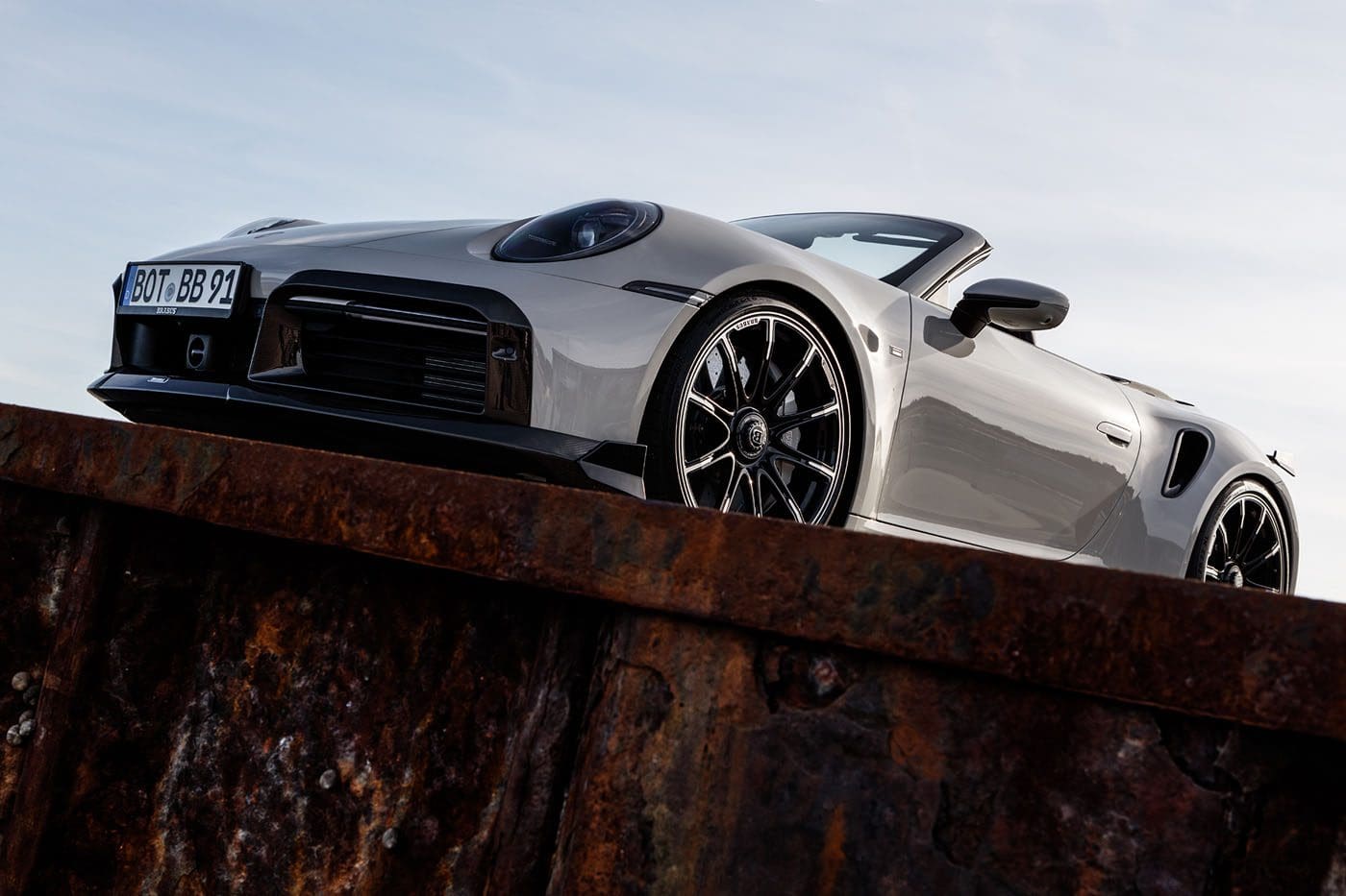 BRABUS 820 based on 911 Turbo S Cabriolet Outdoor 26