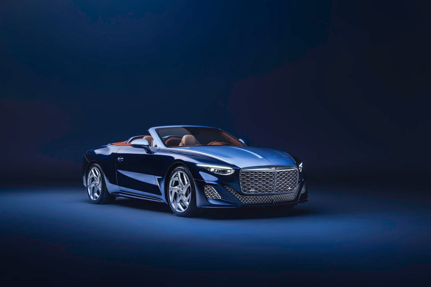 Bentley Batur Convertible #4 Has 4 Unprecedented Mulliner Features