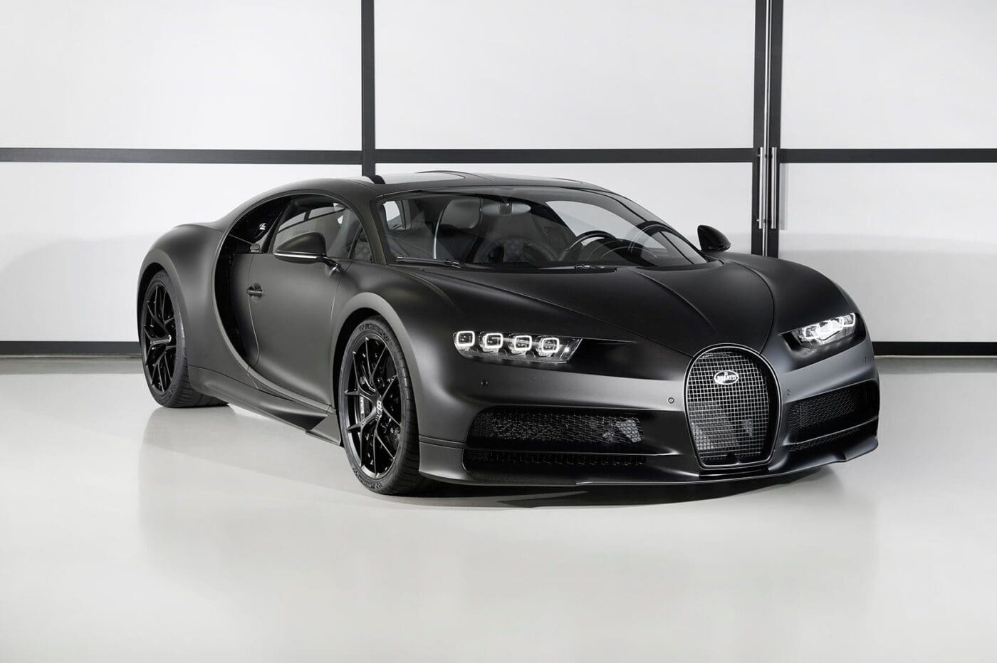 Bugatti Unveils First Chiron Noire – duPont REGISTRY News