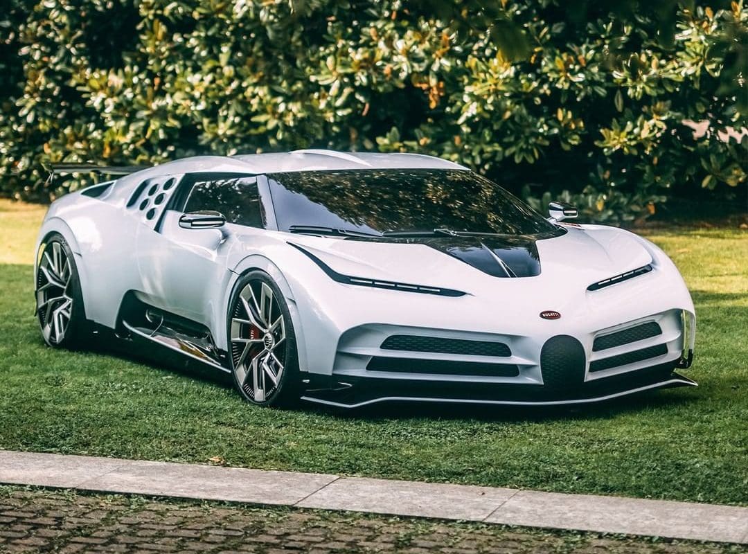 Bugatti Will Display Two Hypercar Icons At The Concorso d'Eleganza at ...