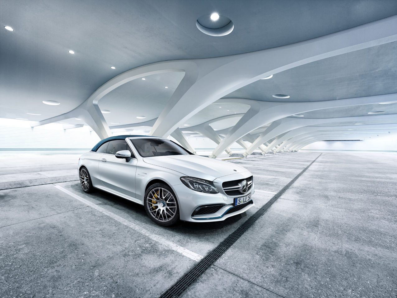 2018 Mercedes-AMG C63 Cabriolet Ocean Blue Edition