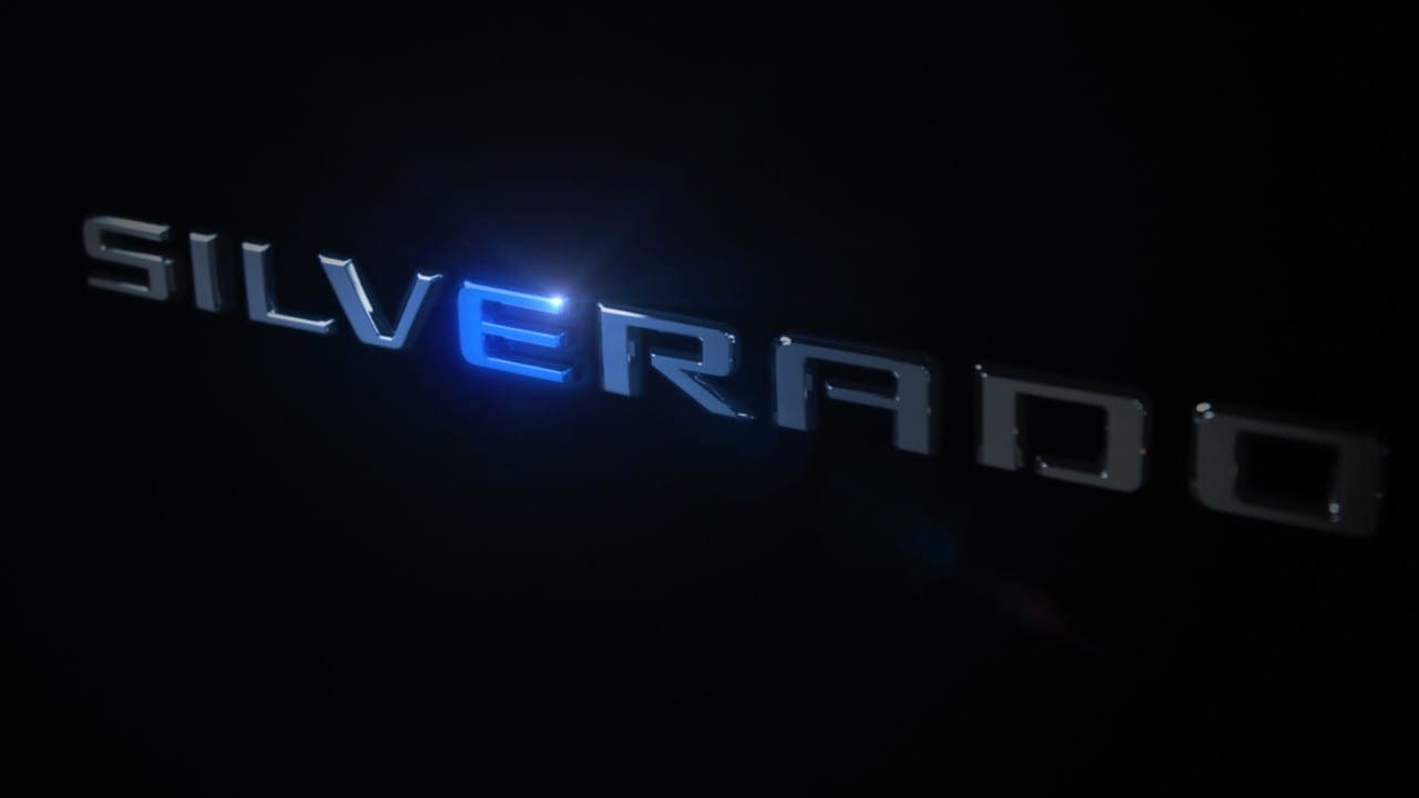 Chevrolet Silverado E Teaser