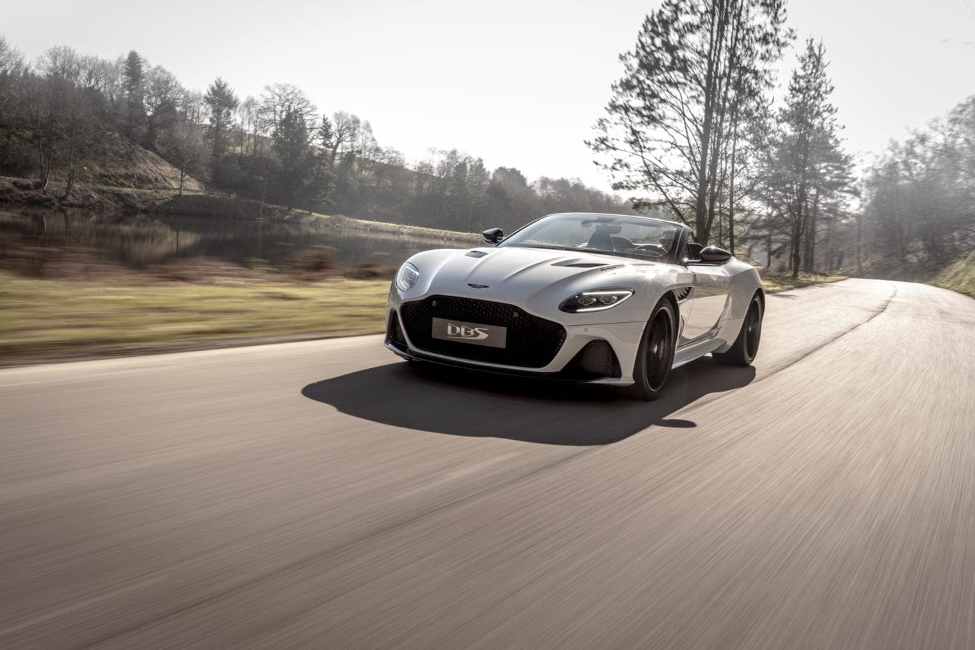 DBS_Superleggera_Volante_1-jpg