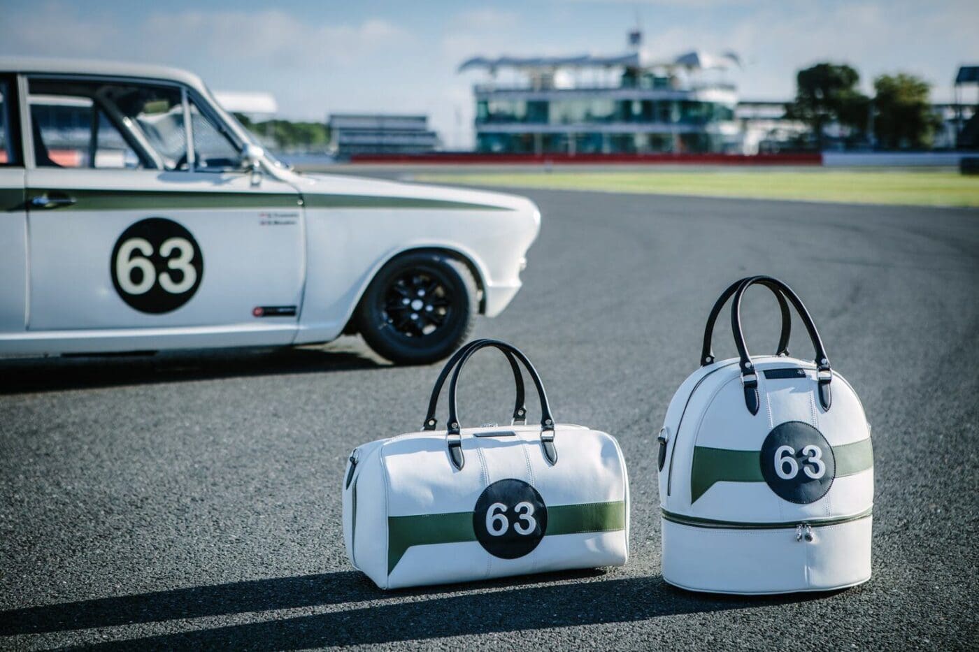 Dickie+Meaden+Bespoke-min