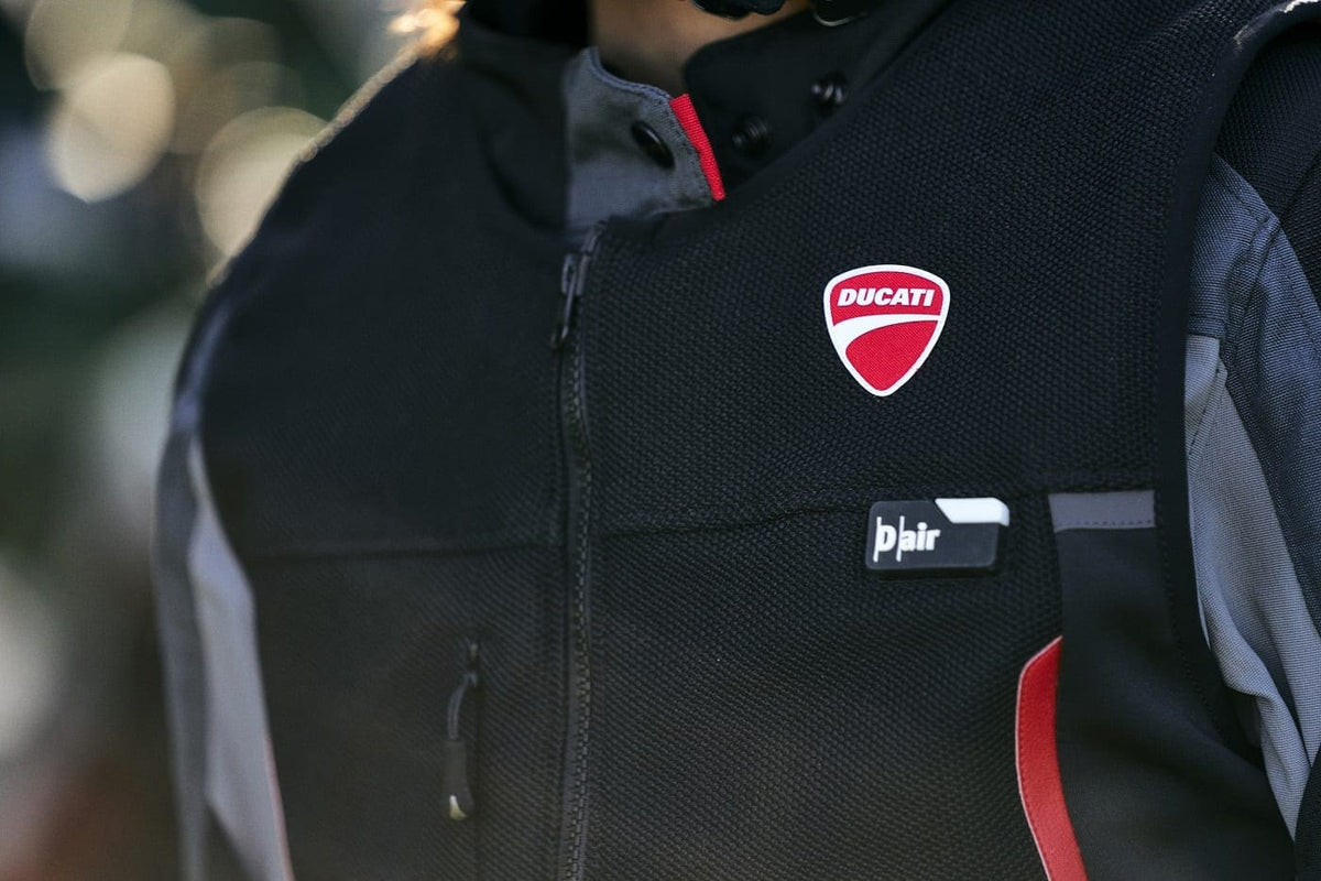 New Ducati Smart Jacket Combines Style & Safety – duPont REGISTRY News