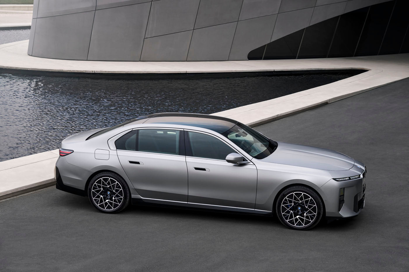 The New 2027 BMW 7 Series Is A Neue Klasse Flagship