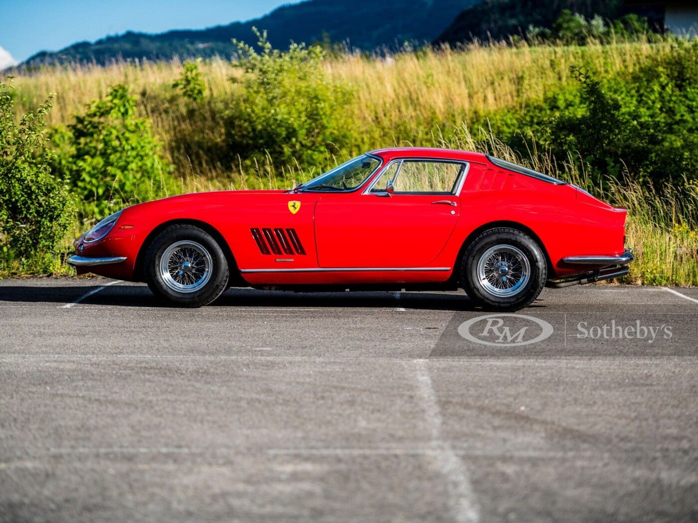 Ferrari 275 Feature