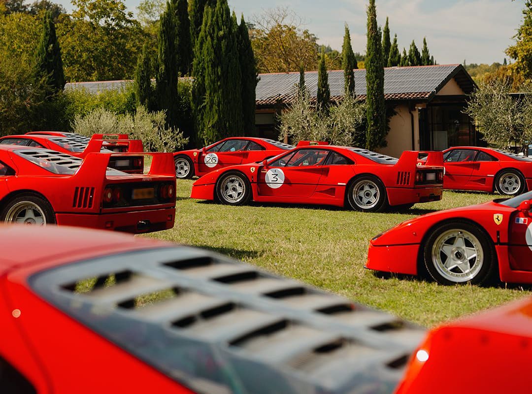 Ferrari F40 Main
