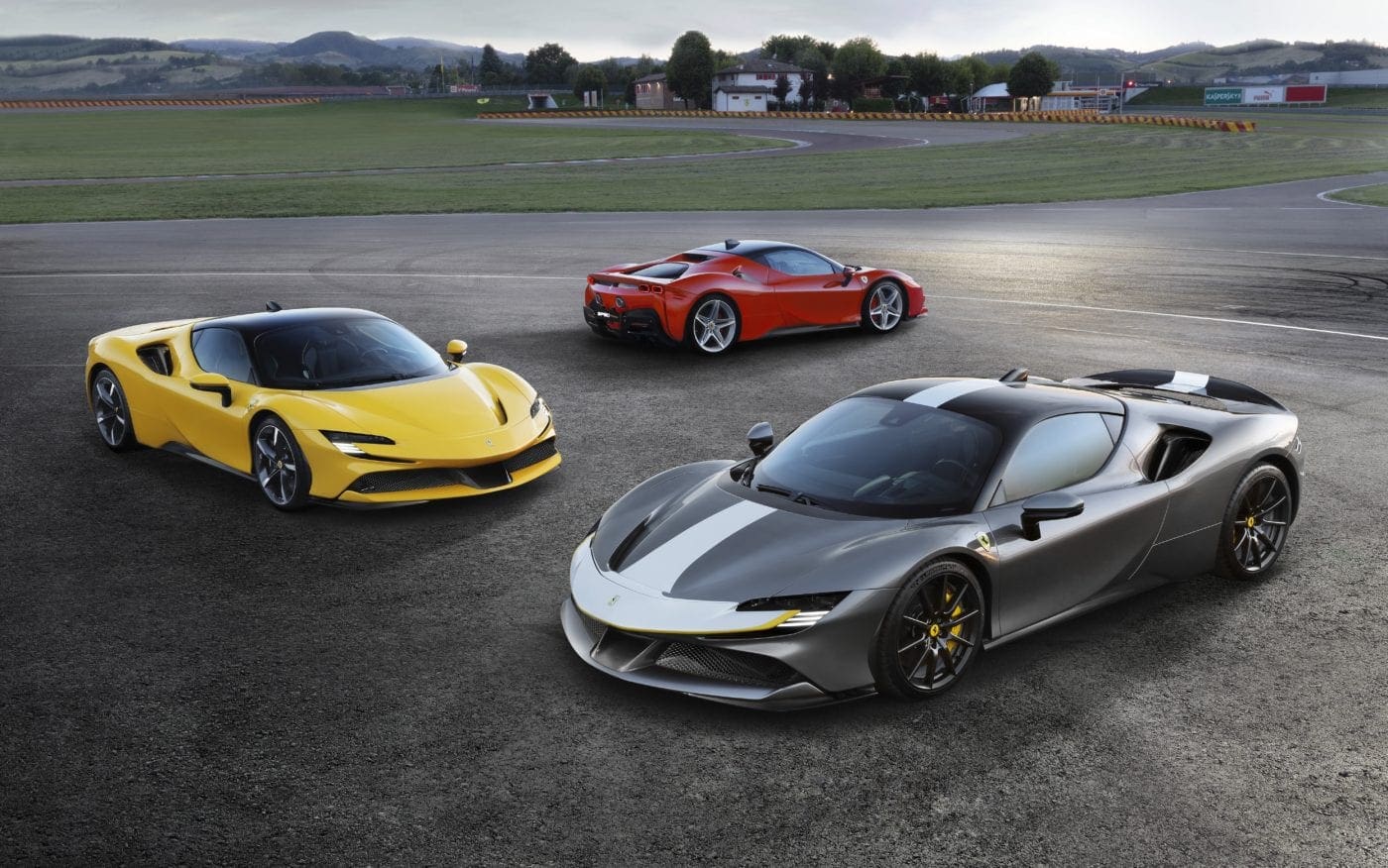 Ferrari_SF90_Stradale_Universo_Ferrari