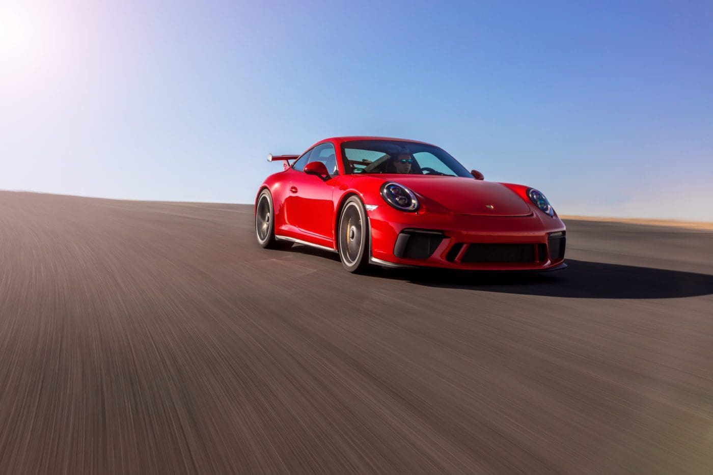 Guards_Red_911_GT3_002