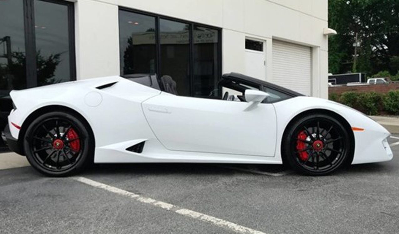 Huracan Spyder Feature