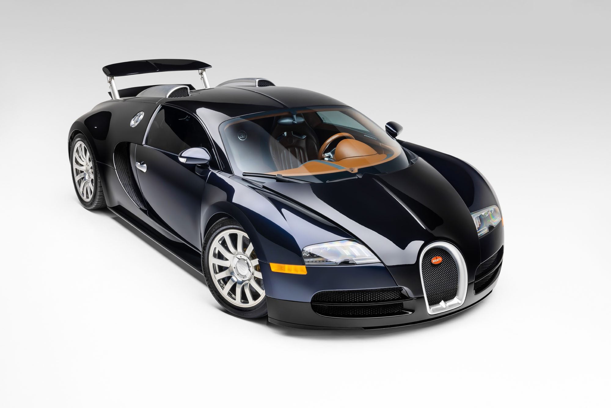 JC24 r105 2006 Bugatti Veyron 16.4 009