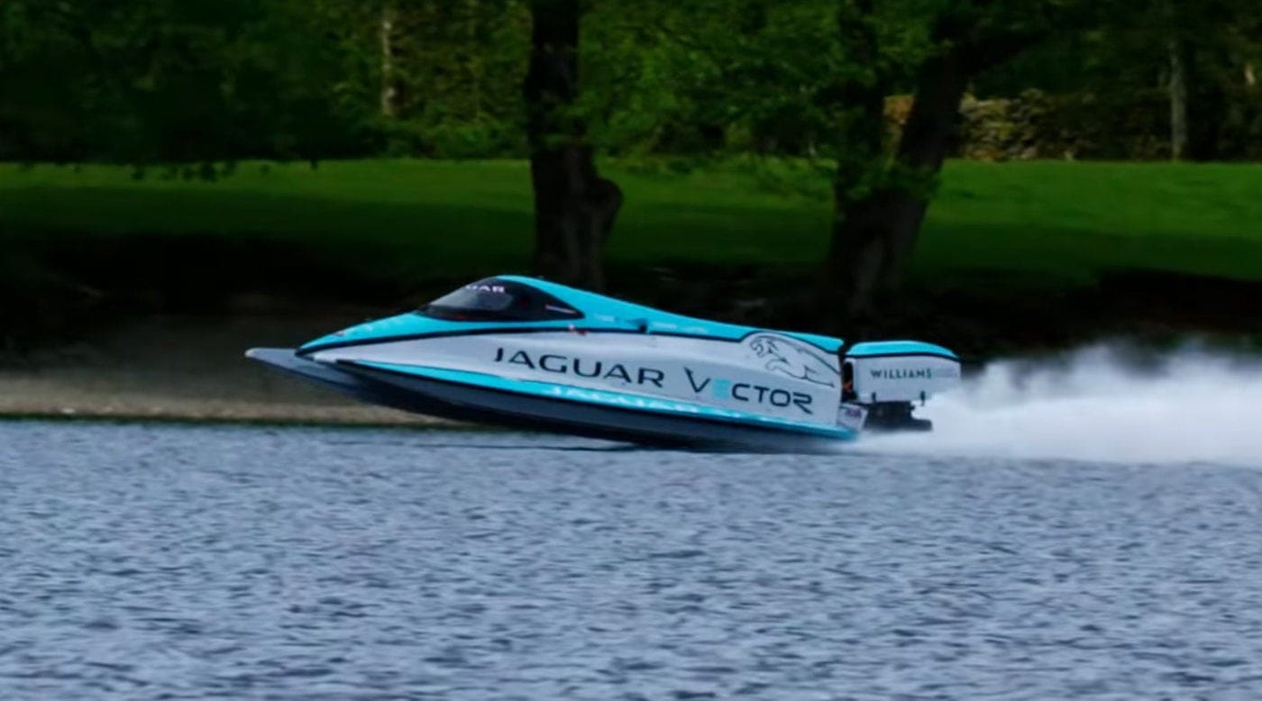 Jag Powerboat