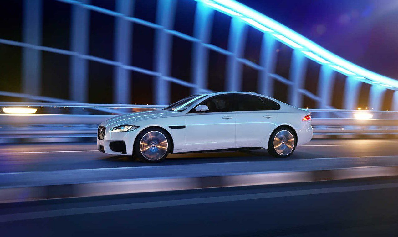 Jag_New_XF_S_Location_Image_010415_18