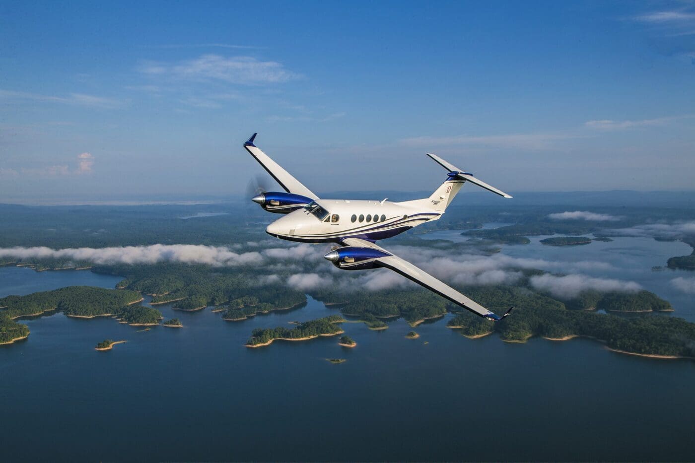 King Air 260 in Flight