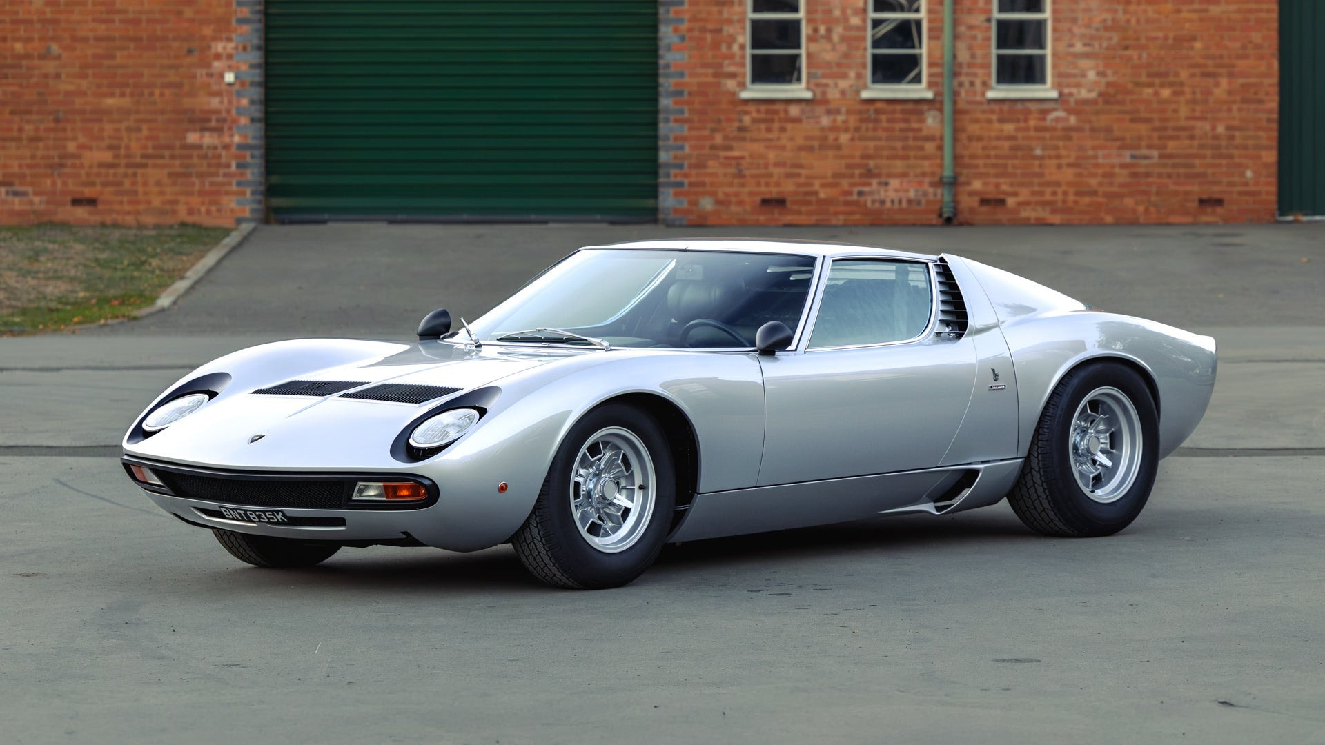 Broad Arrow Las Vegas Auction Preview: 1971 Lamborghini Miura P400 SV