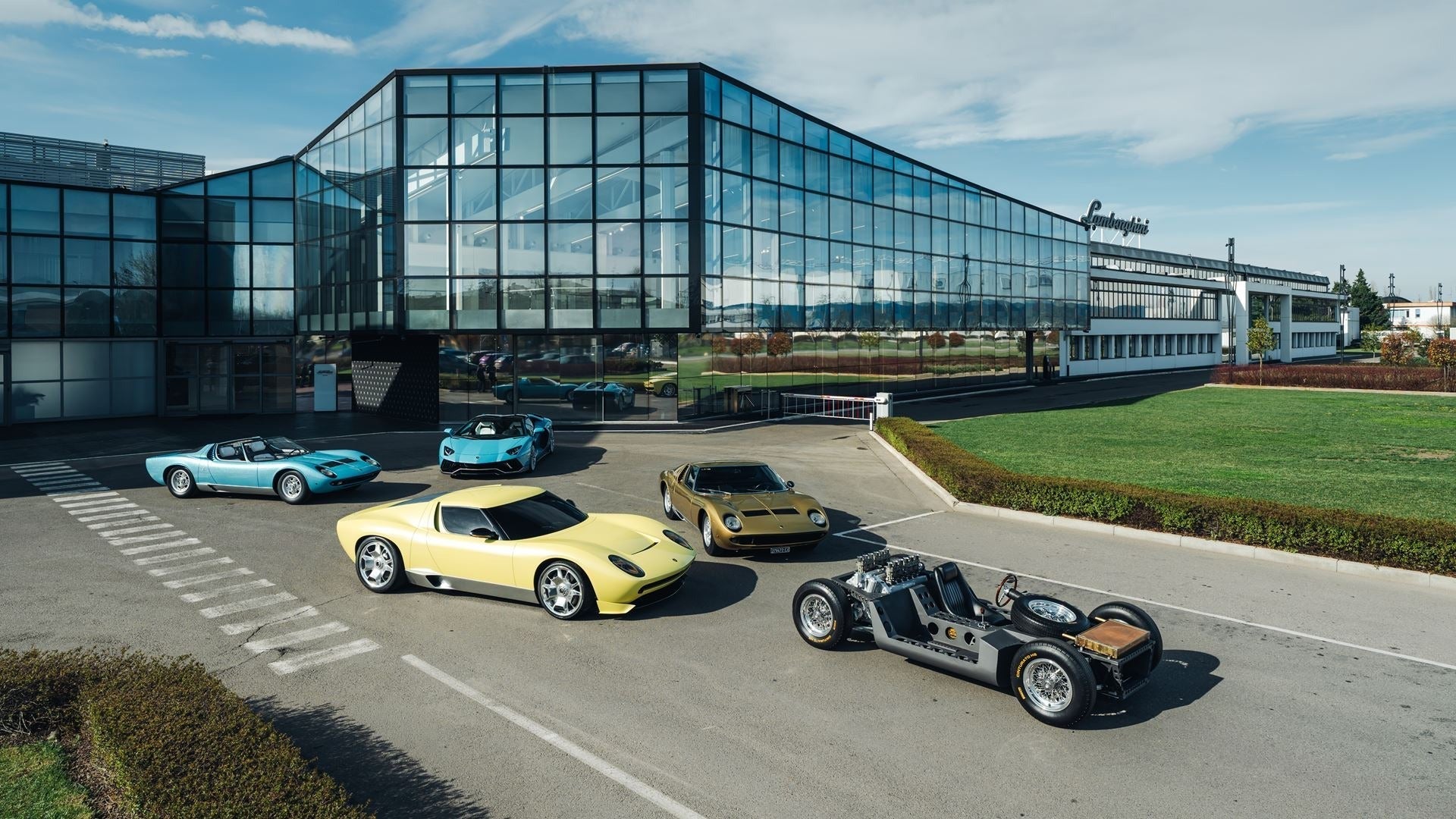 Lamborghini to Celebrate 60 Years of the Miura With Museum