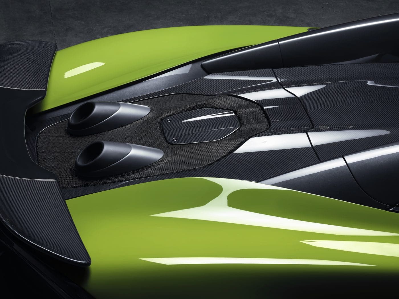Large-10302-McLarenAutomotive-FifthLongtail