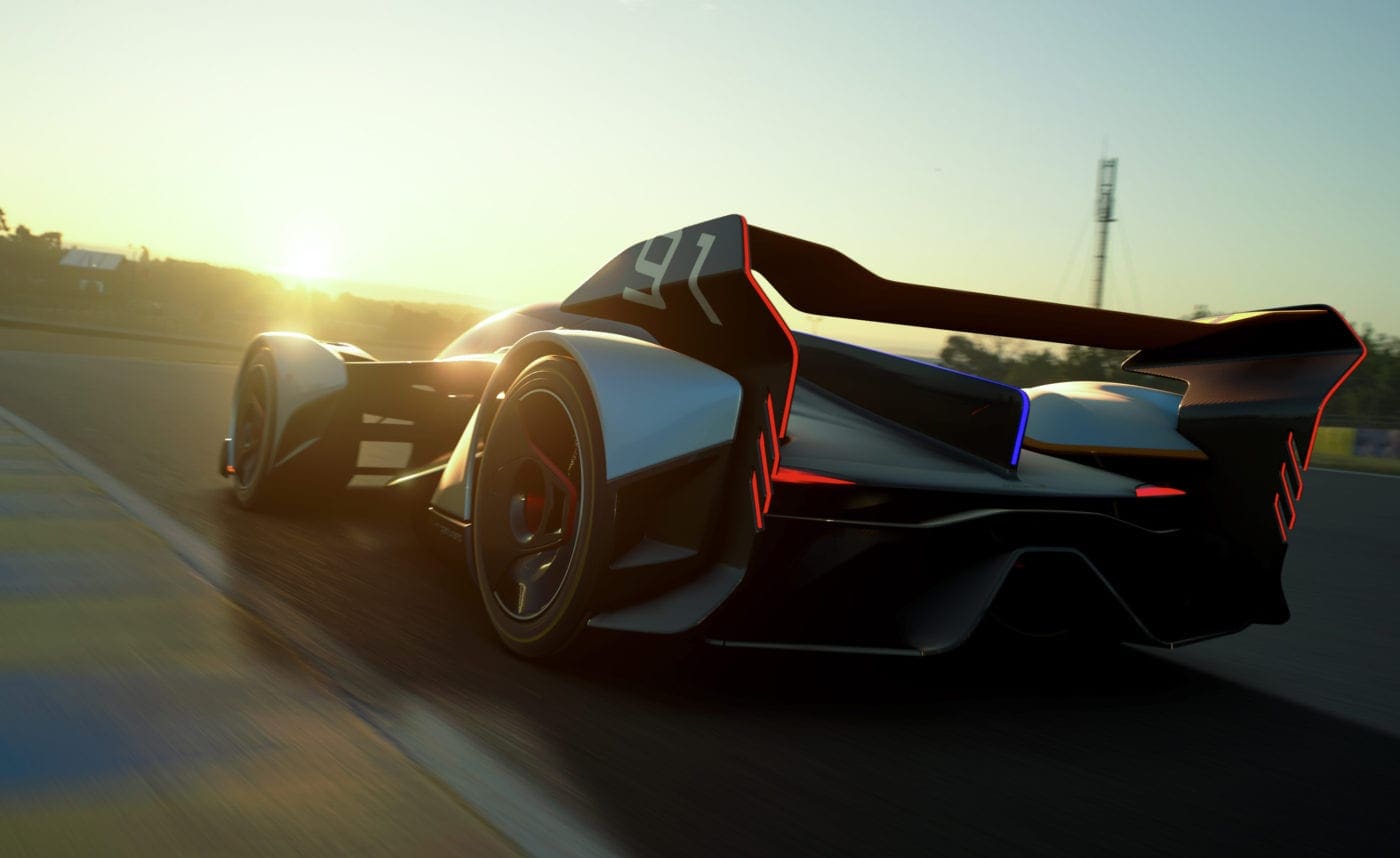 Large-8366-McLaren-Ultimate-Vision-GT-for-PS4-Gran-Turismo-Sport