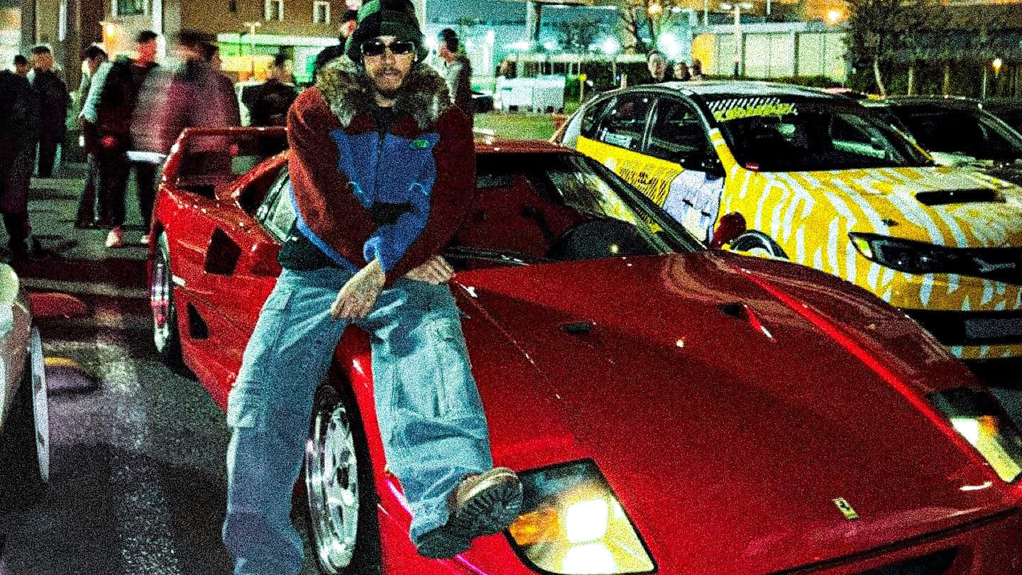 Lewis Hamilton Stuns Tokyo Car Meet In a Ferrari F40 Ahead of Suzuka