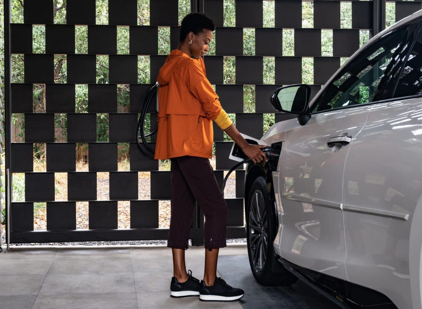 Lexus RZ 450e ChargePoint Qmerit 01 1500x1100 1