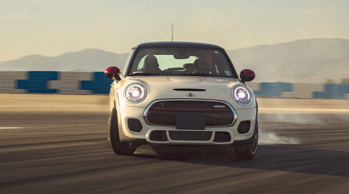 A MINI Driving Experience Designed for Maximum Speed and Thrills ...