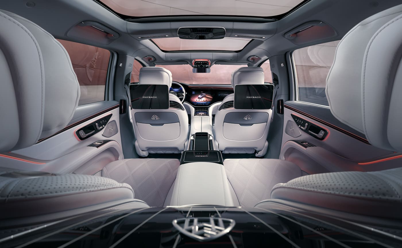 MY24 EQS MAYBACH Interior02 v02