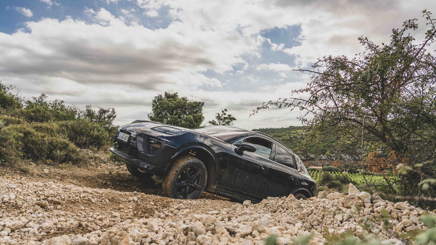 Macan Development Offroad1