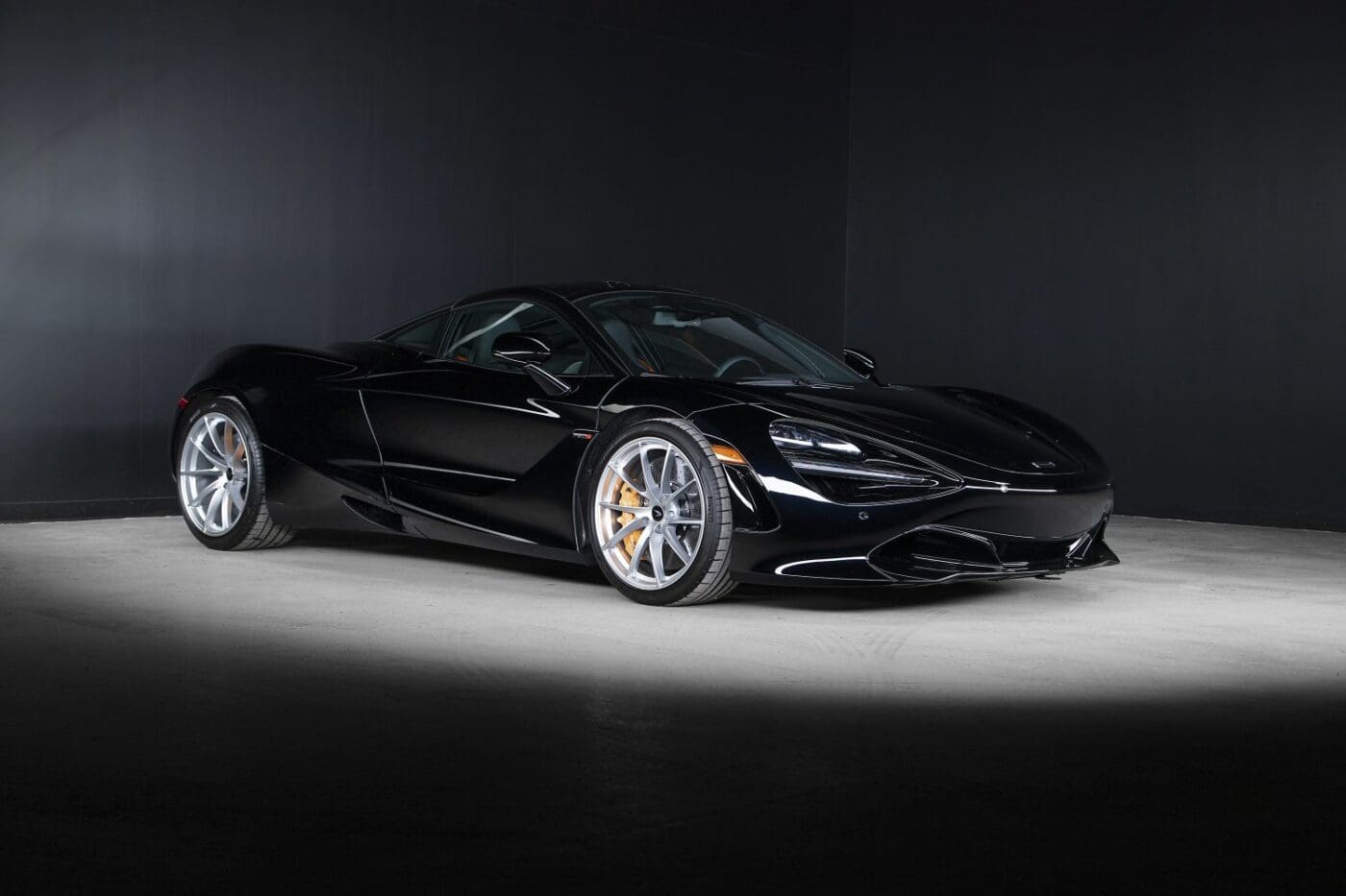 McLaren 720S Canada 4