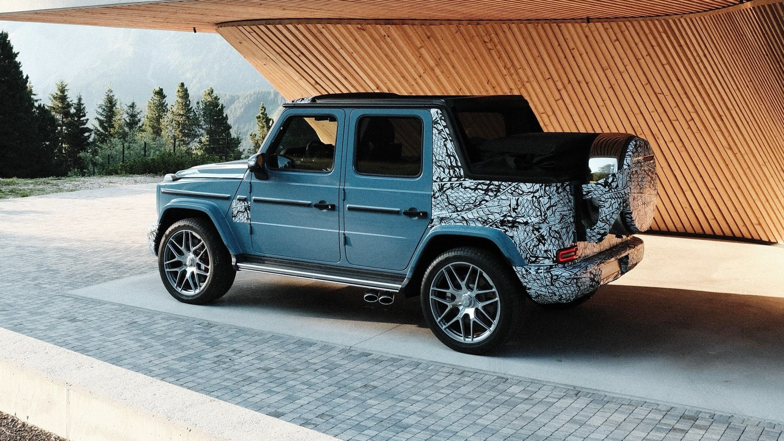 Mercedes Drops Another Teaser of the Upcoming G-Class Cabriolet
