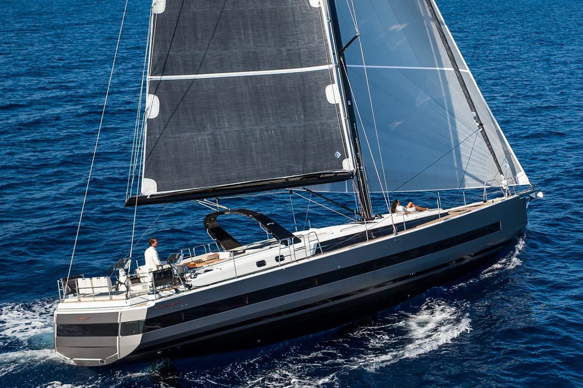 Oceanis yacht 62