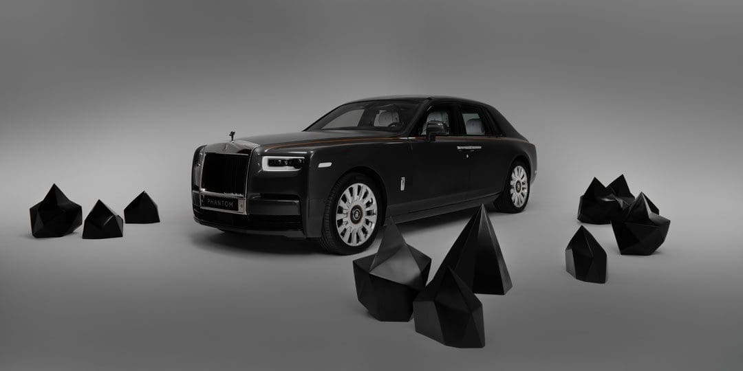 P90455900 highRes rolls royce showcase