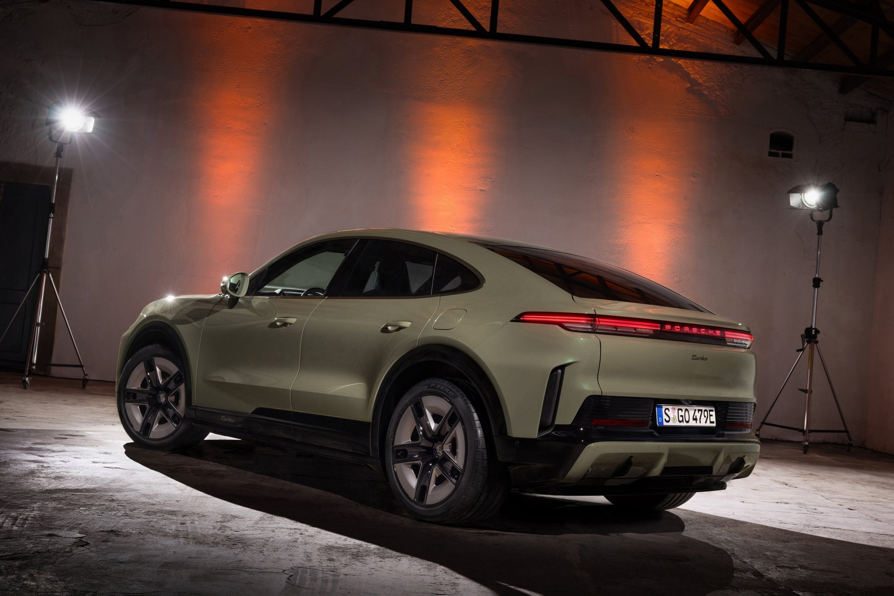 2026 Porsche Cayenne Coupe Electric Gets a Sharper Edge, with up to 1,139HP