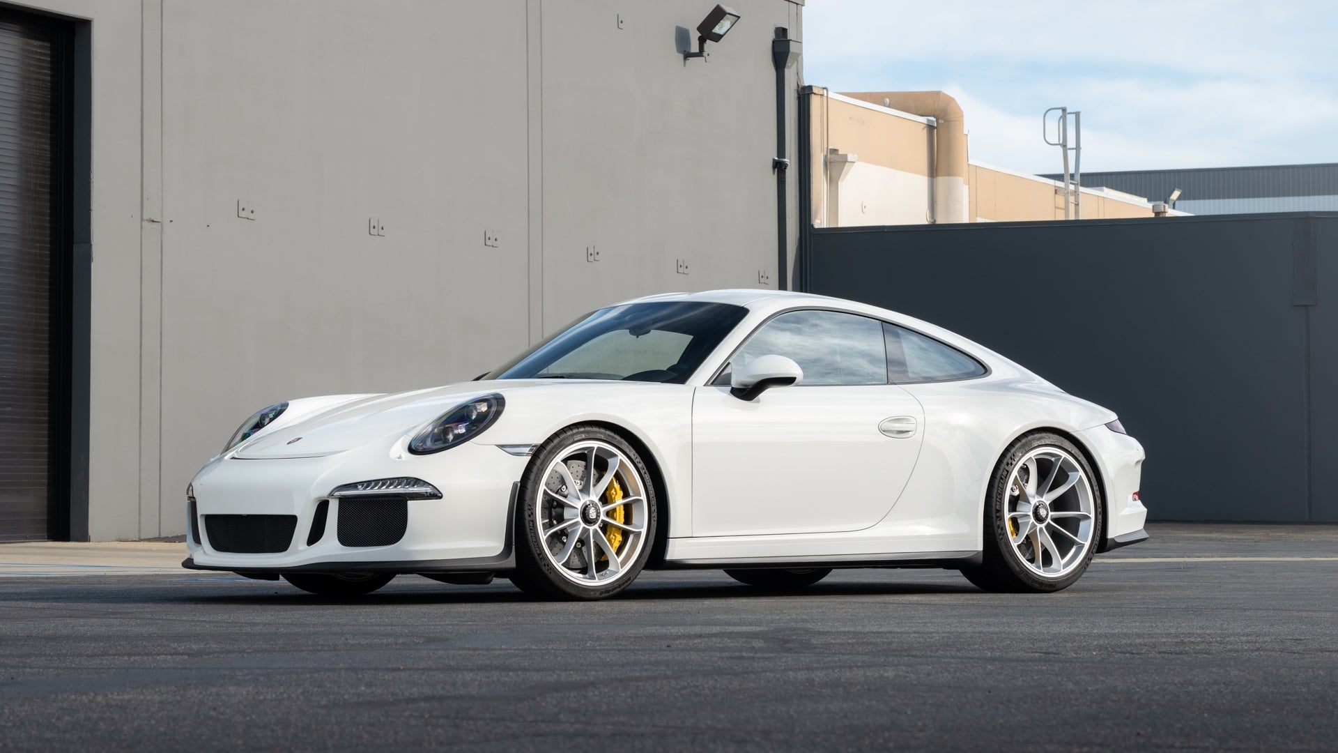 Porsche Air|Water Auction 2026: 2016 Porsche 911 R