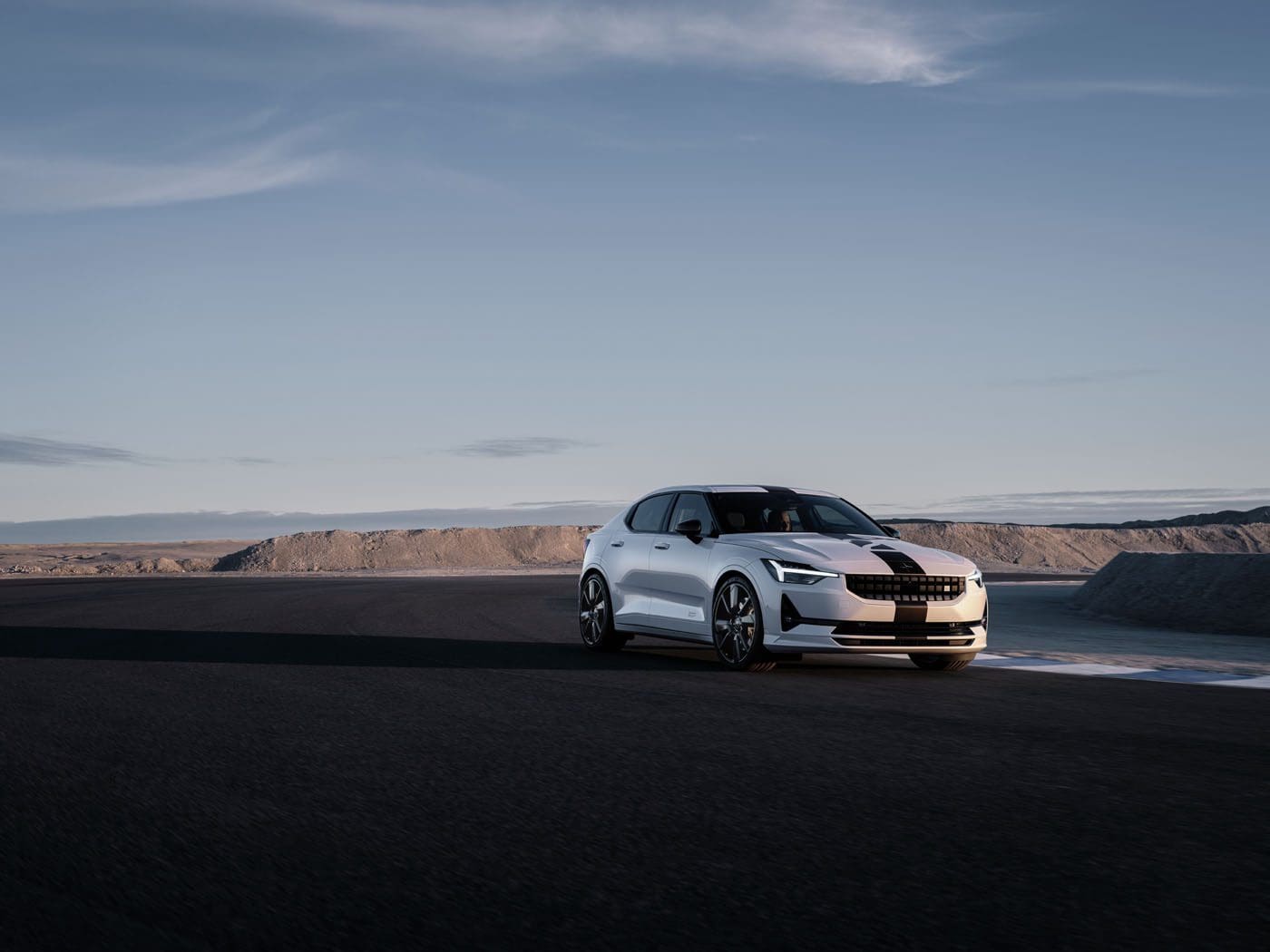 Polestar 220303 1604 v003