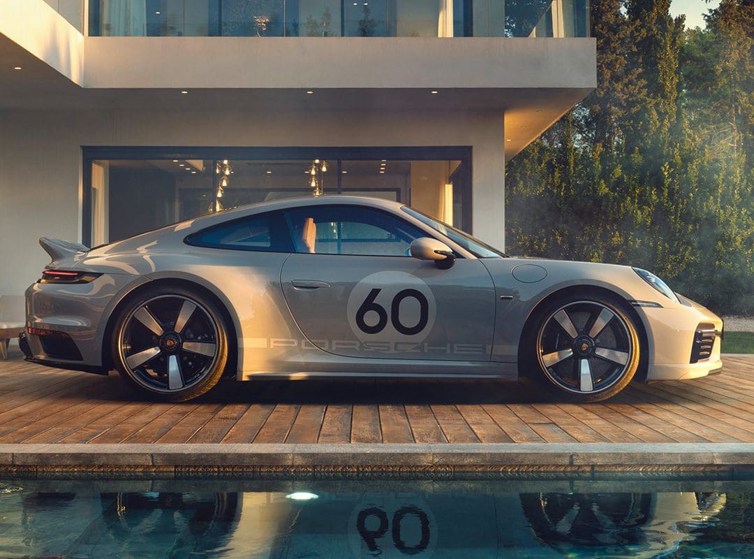 Porsche 911 Main 1