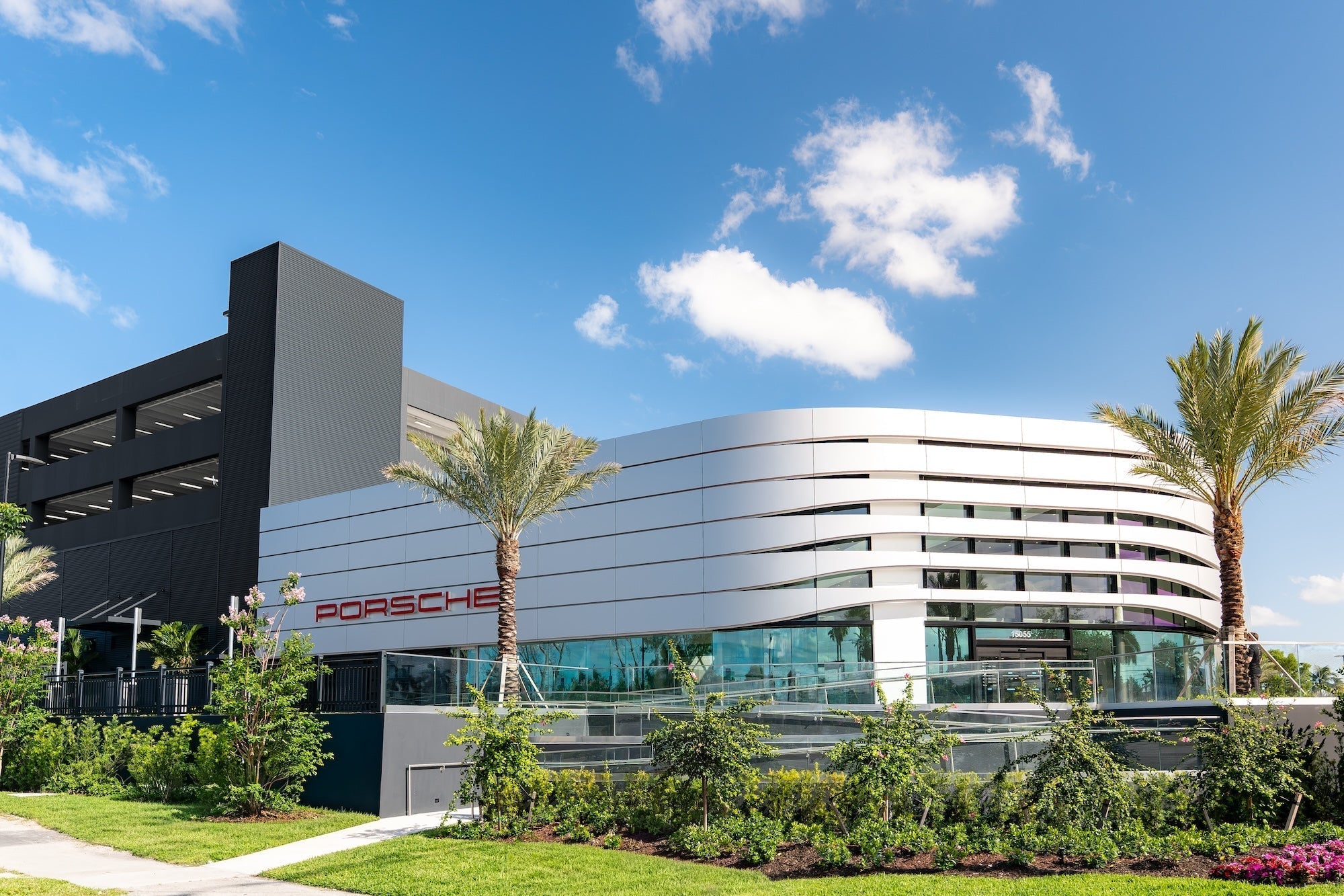 Holman Opens Ultra-Luxury Porsche North Miami Destination