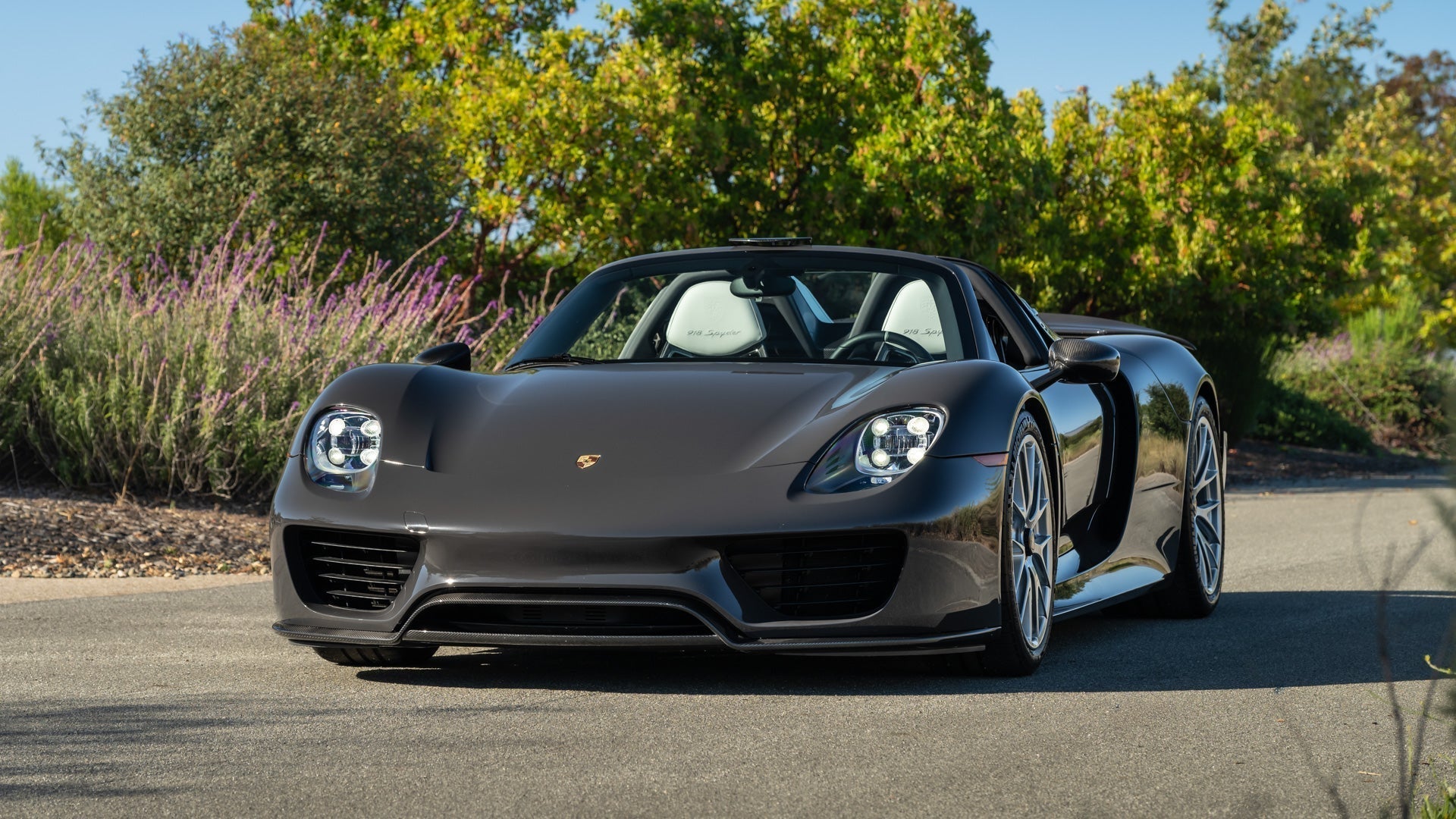 Broad Arrow "The Quail Auction 2026" Preview: 2015 Porsche 918 Spyder
