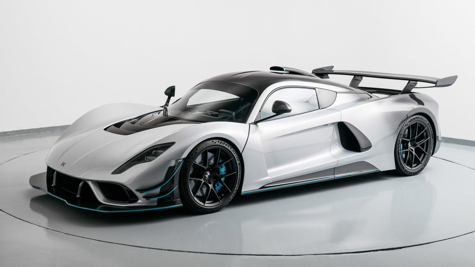 Broad Arrow "The Quail Auction 2026" Preview: Hennessey Venom F5