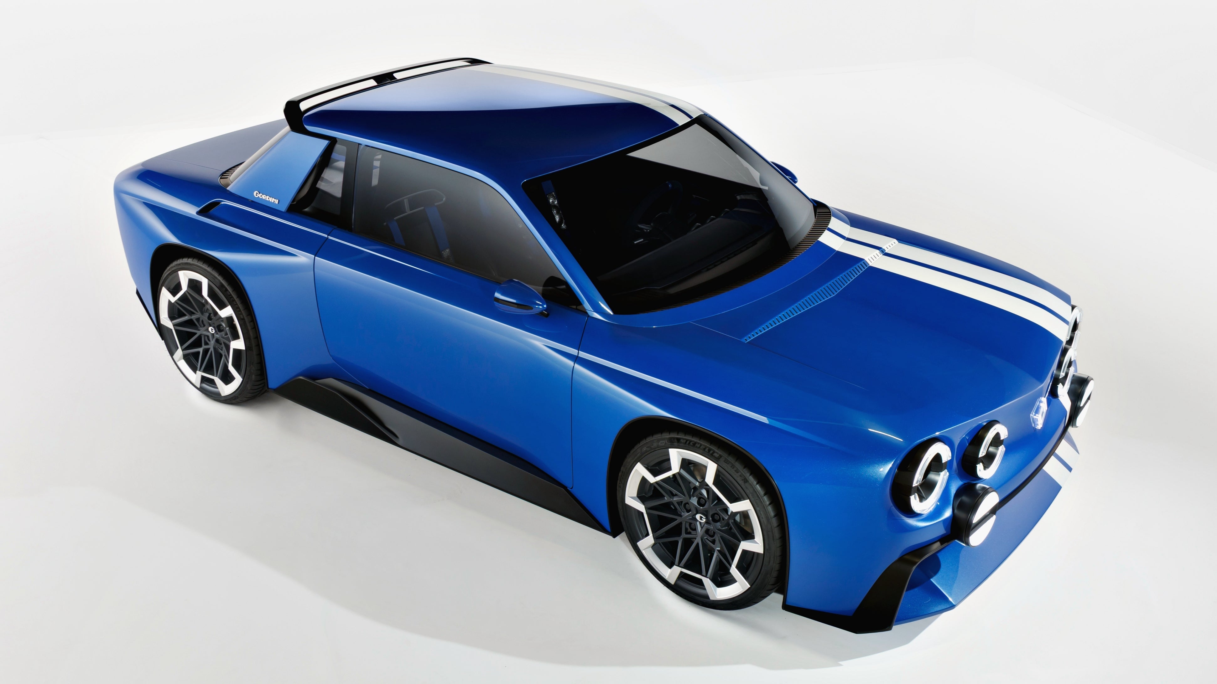 Renault Reimagines the 8 Gordini as a 270-HP Electric Rally